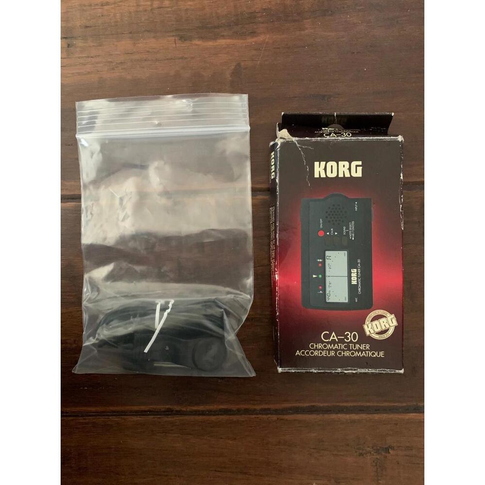 KORG CA-30 Chromatic Tuner & KORG CM100L Clip-On Microphone